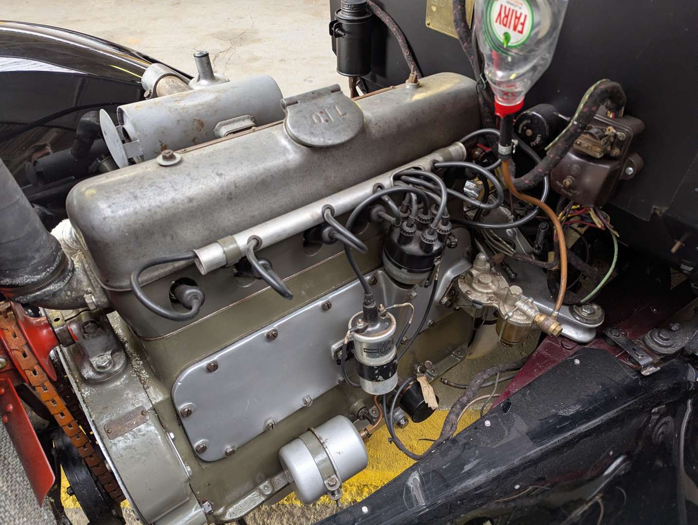 <p>1933 DAIMLER 15</p>