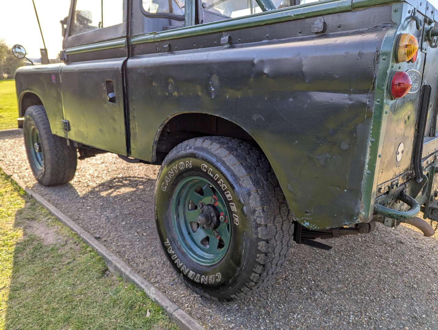 <p>1970 LAND ROVER SERIES 2A</p>