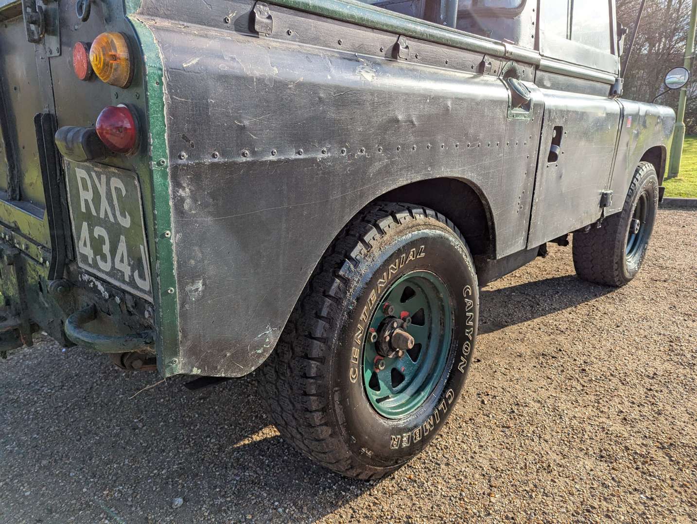 <p>1970 LAND ROVER SERIES 2A</p>