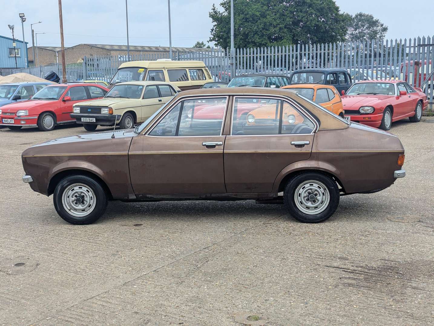 <p>1978 FORD ESCORT 1.3L</p>