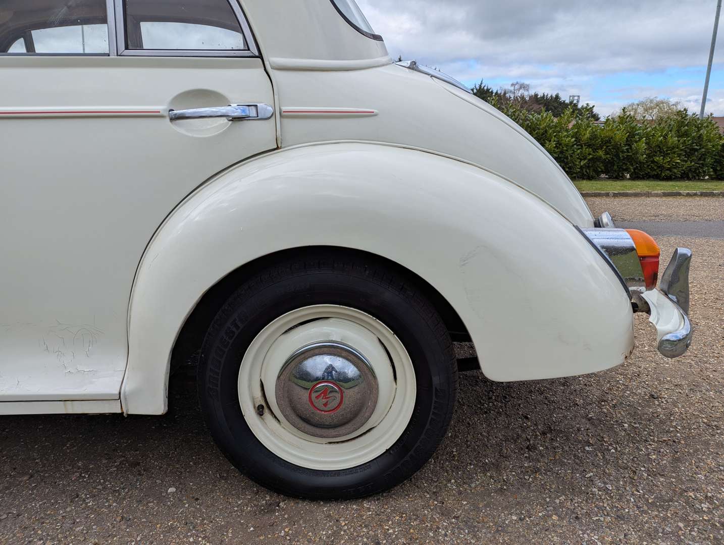 <p>1968 MORRIS MINOR</p>