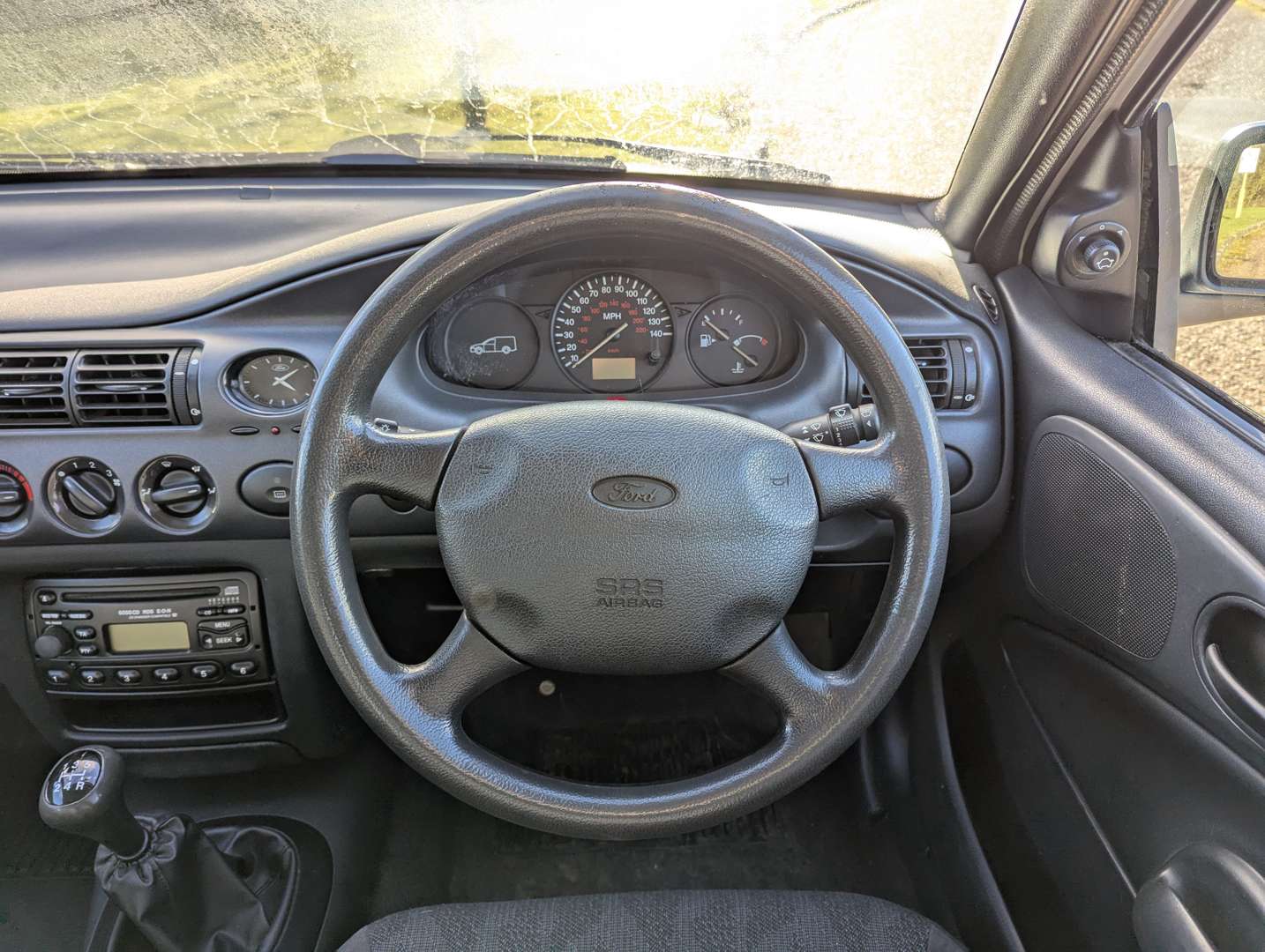 <p>2001 FORD ESCORT 55 D VAN ONE REGISTERED OWNER</p>