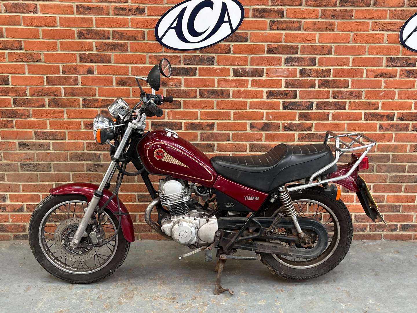 <p>2002 YAMAHA SR 125</p>