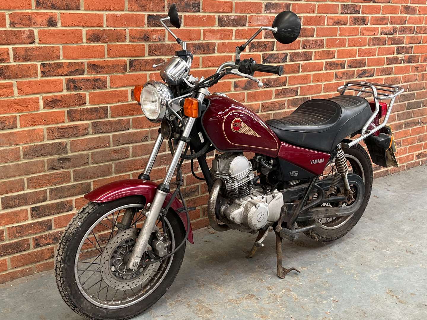 <p>2002 YAMAHA SR 125</p>