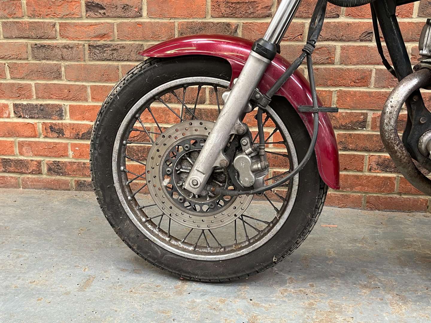 <p>2002 YAMAHA SR 125</p>
