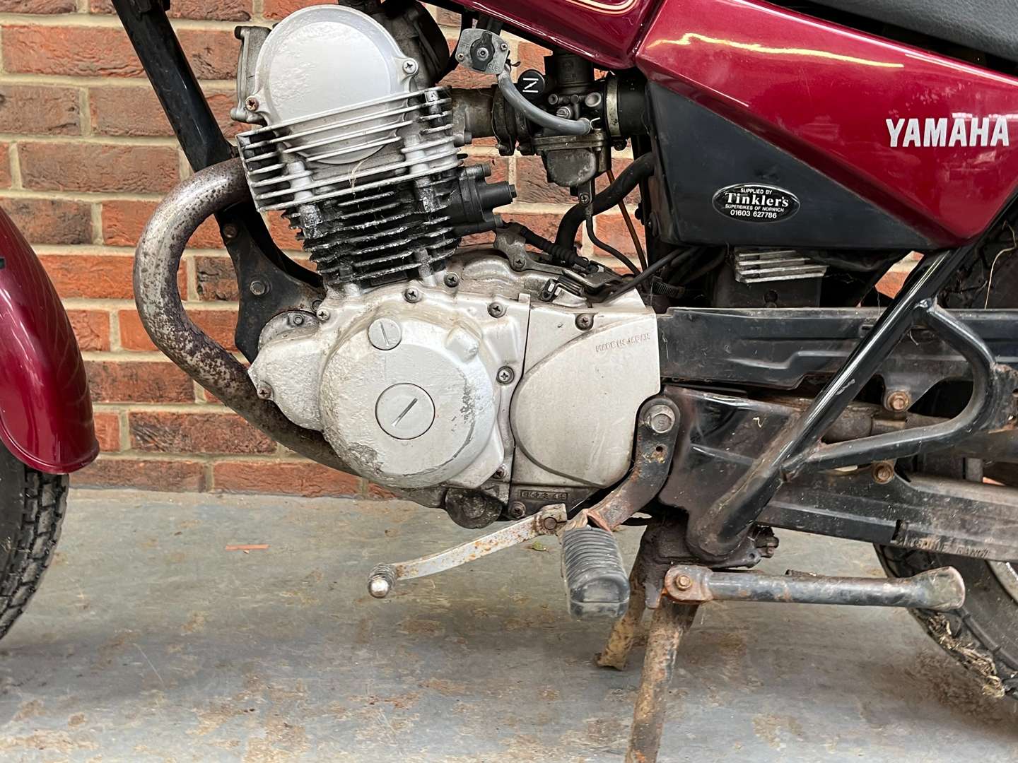<p>2002 YAMAHA SR 125</p>