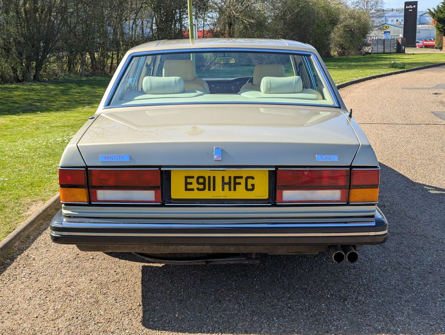 <p>1988 BENTLEY TURBO R</p>