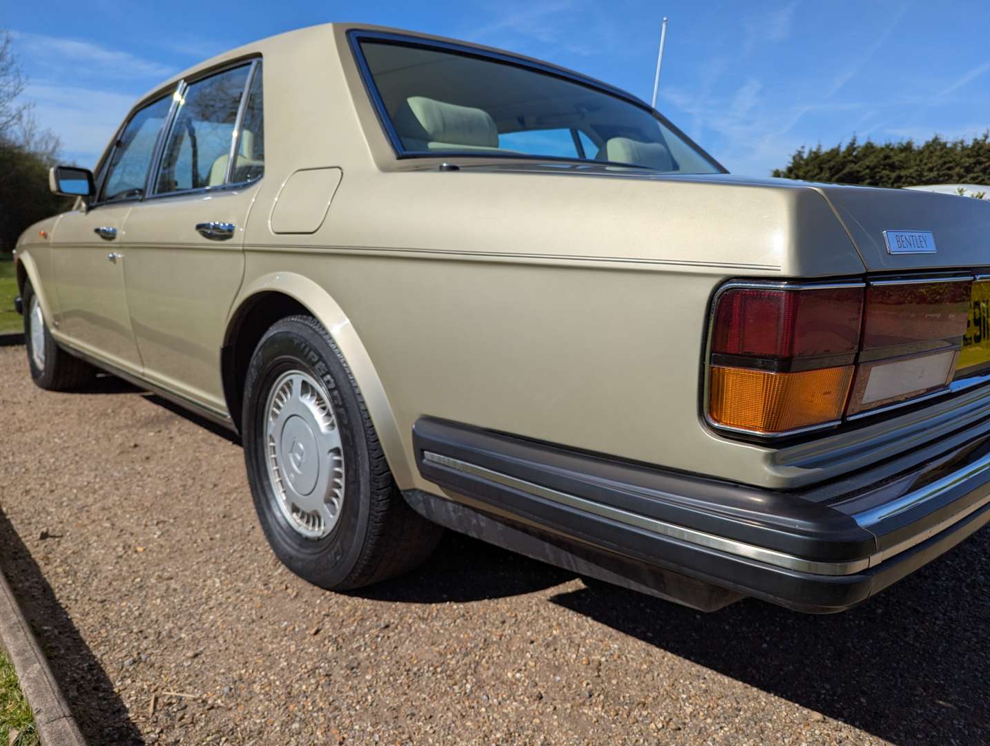 <p>1988 BENTLEY TURBO R</p>