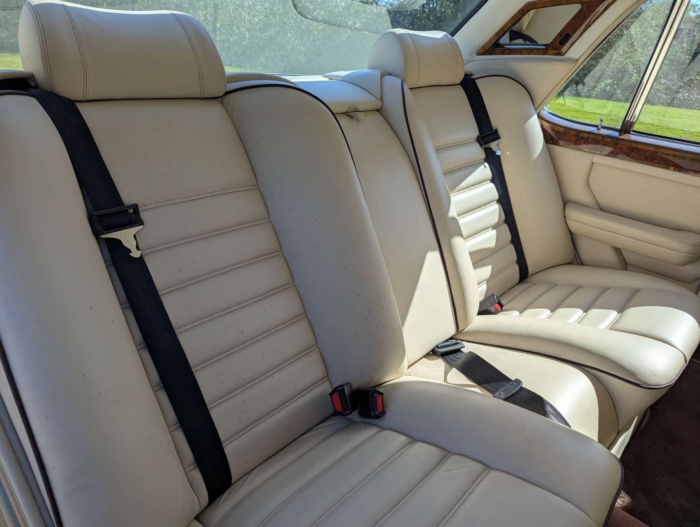 <p>1988 BENTLEY TURBO R</p>