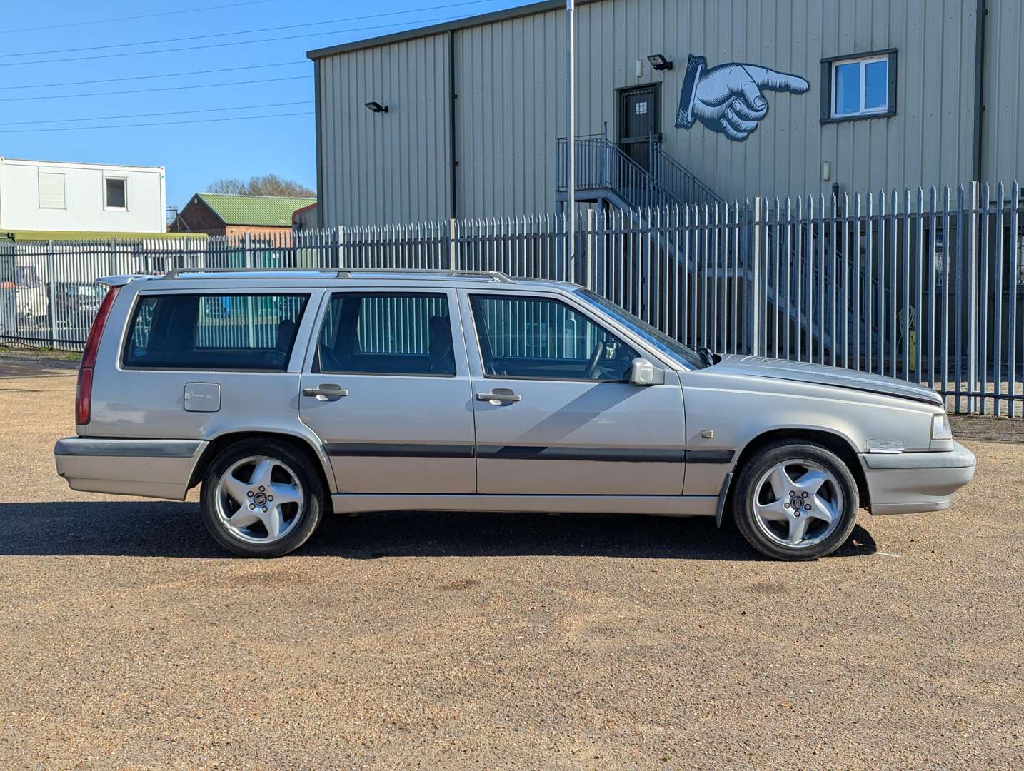 <p>1996 VOLVO 850 T5 S ESTATE</p>