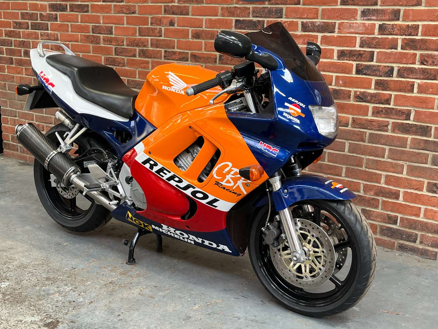 <p>1998 HONDA CBR600</p>