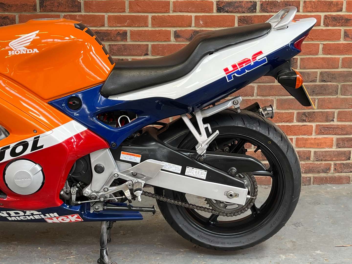 <p>1998 HONDA CBR600</p>