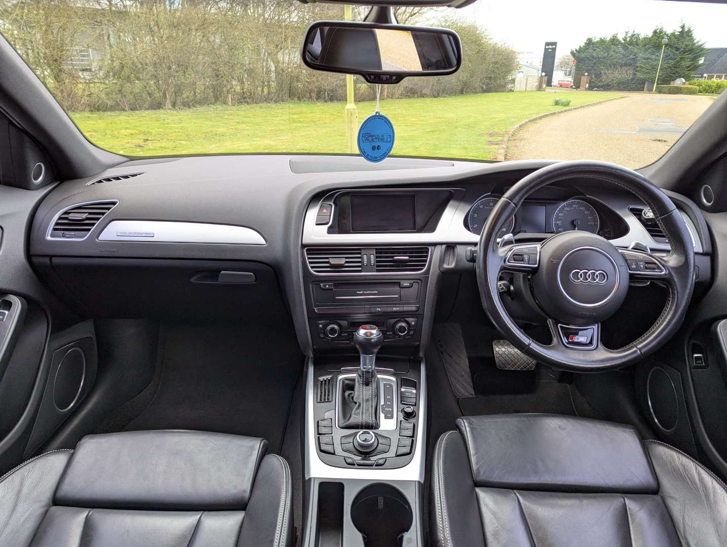 <p>2010 AUDI S4 T QUATTRO AUTO</p>