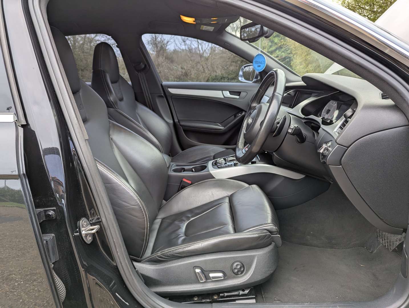 <p>2010 AUDI S4 T QUATTRO AUTO</p>