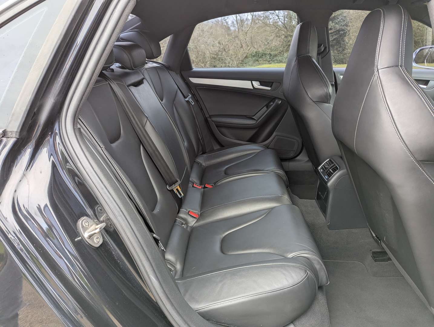 <p>2010 AUDI S4 T QUATTRO AUTO</p>