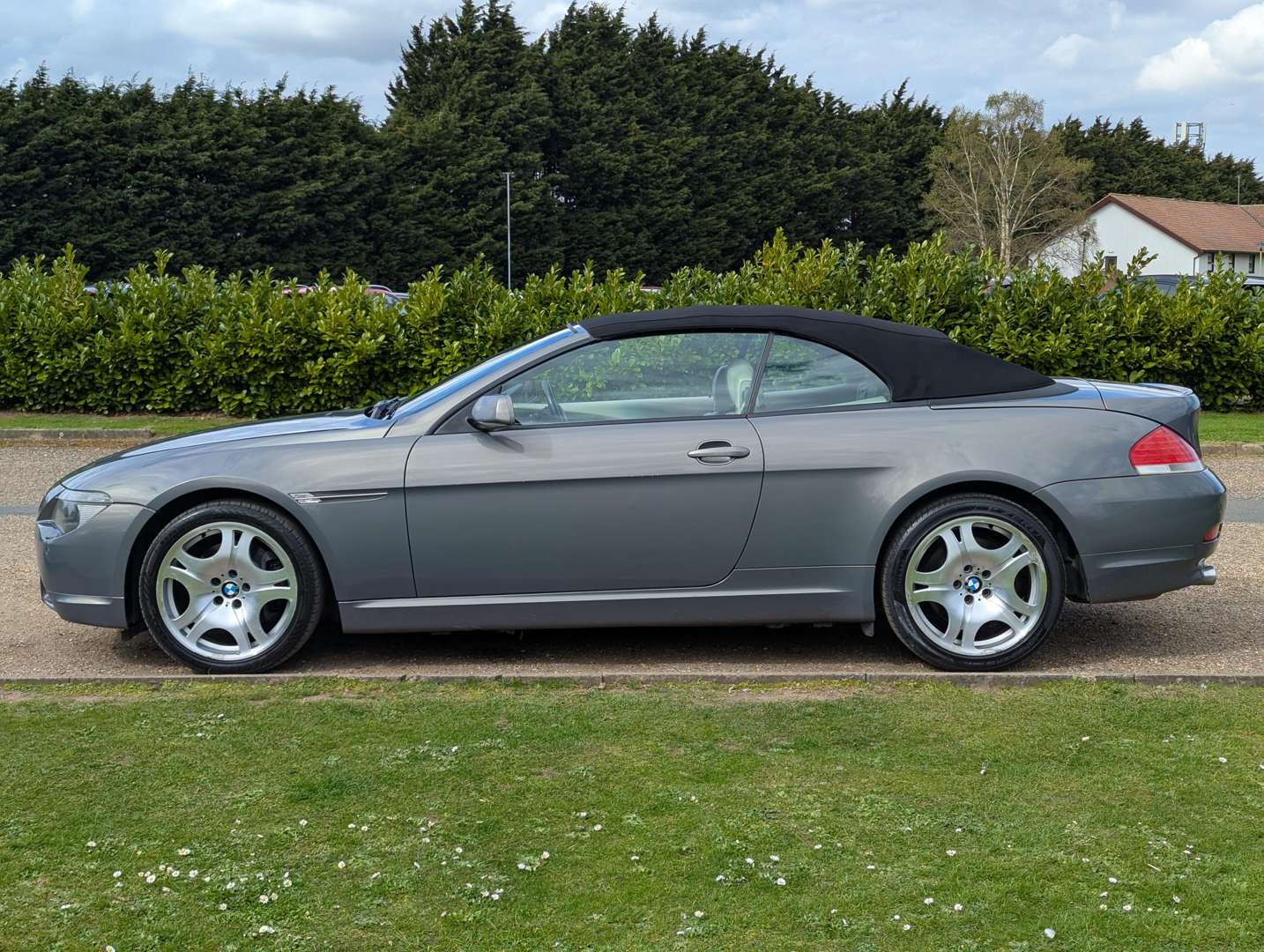 <p>2004 BMW 645 CI CONVERTIBLE AUTO</p>