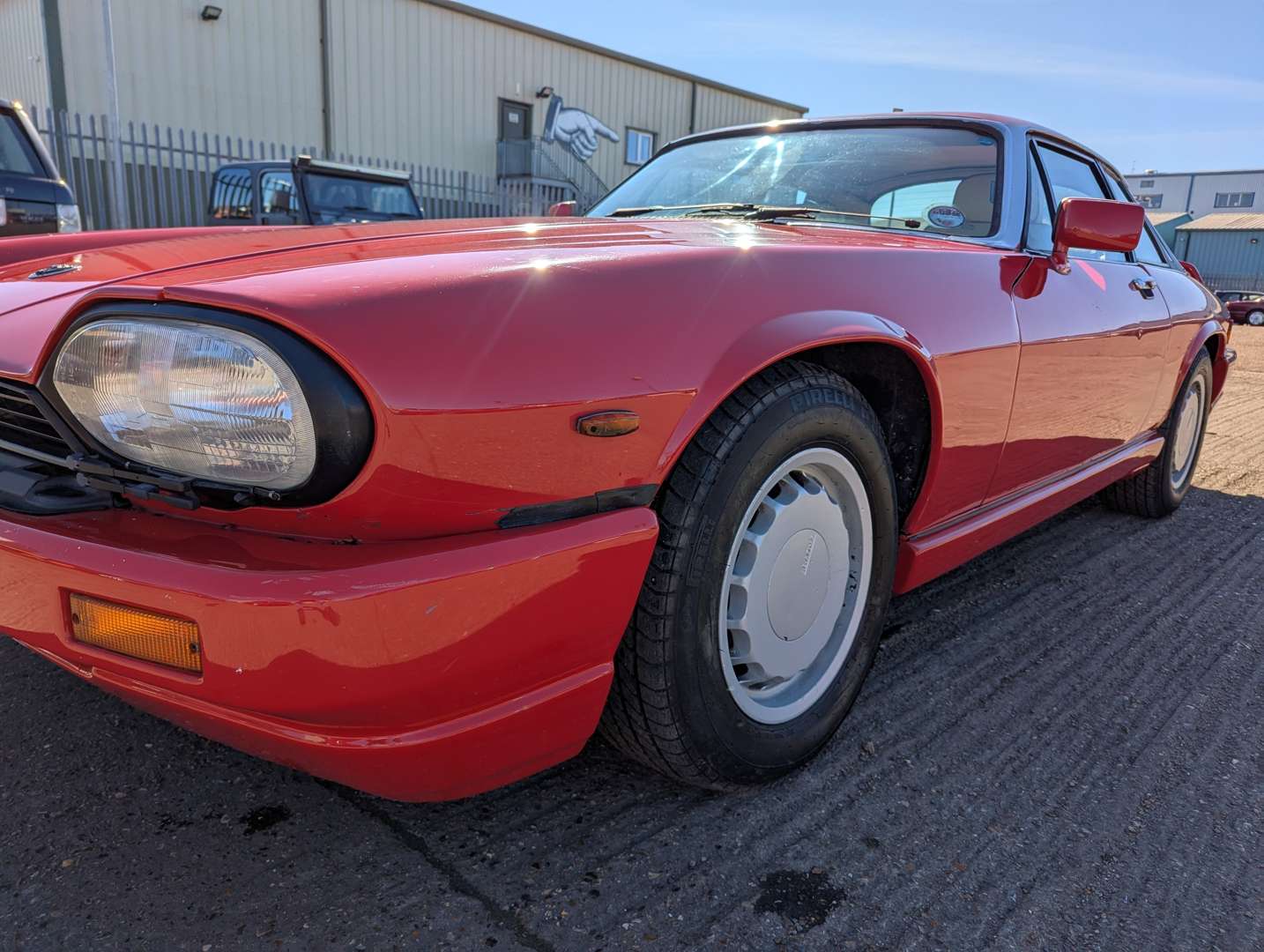 <p>1989 JAGUAR XJR-S 5.3 AUTO</p>