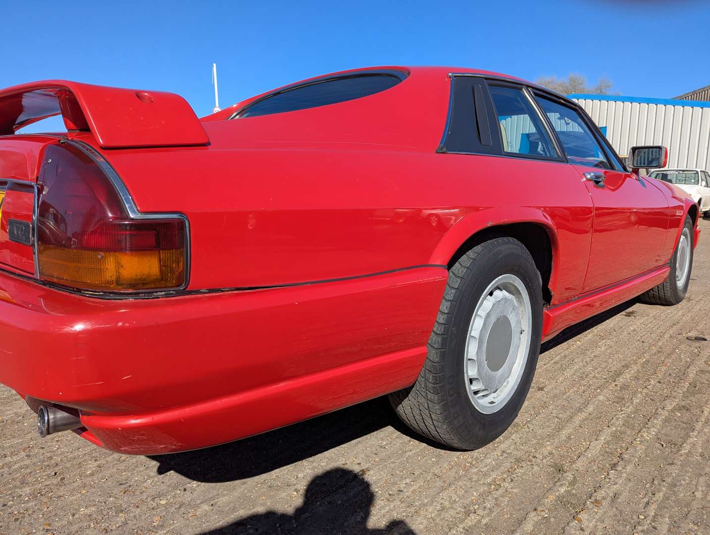 <p>1989 JAGUAR XJR-S 5.3 AUTO</p>