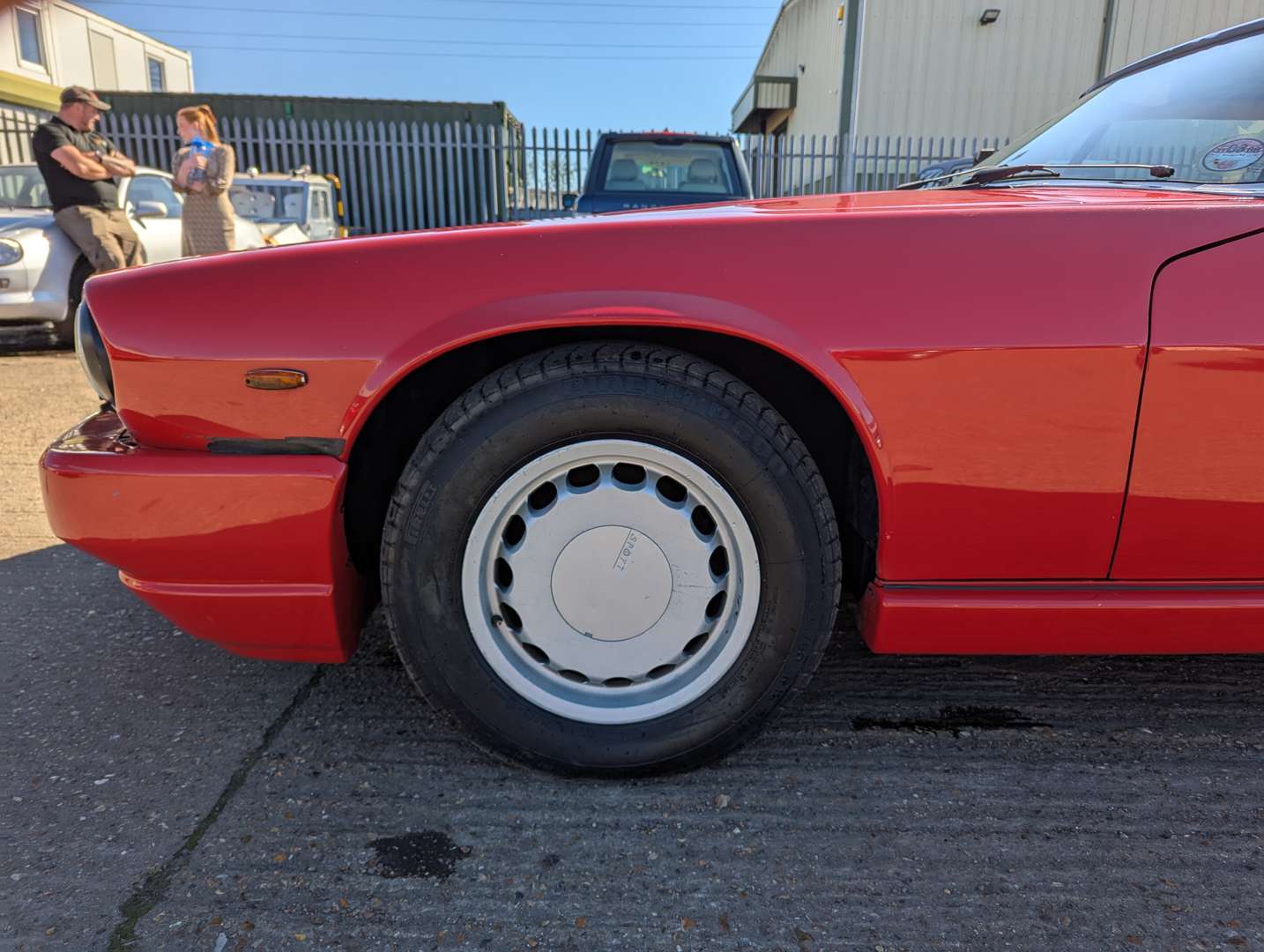 <p>1989 JAGUAR XJR-S 5.3 AUTO</p>