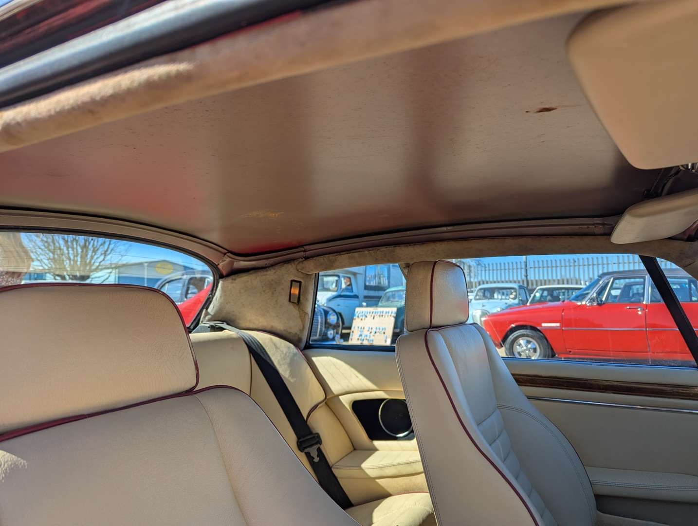 <p>1989 JAGUAR XJR-S 5.3 AUTO</p>