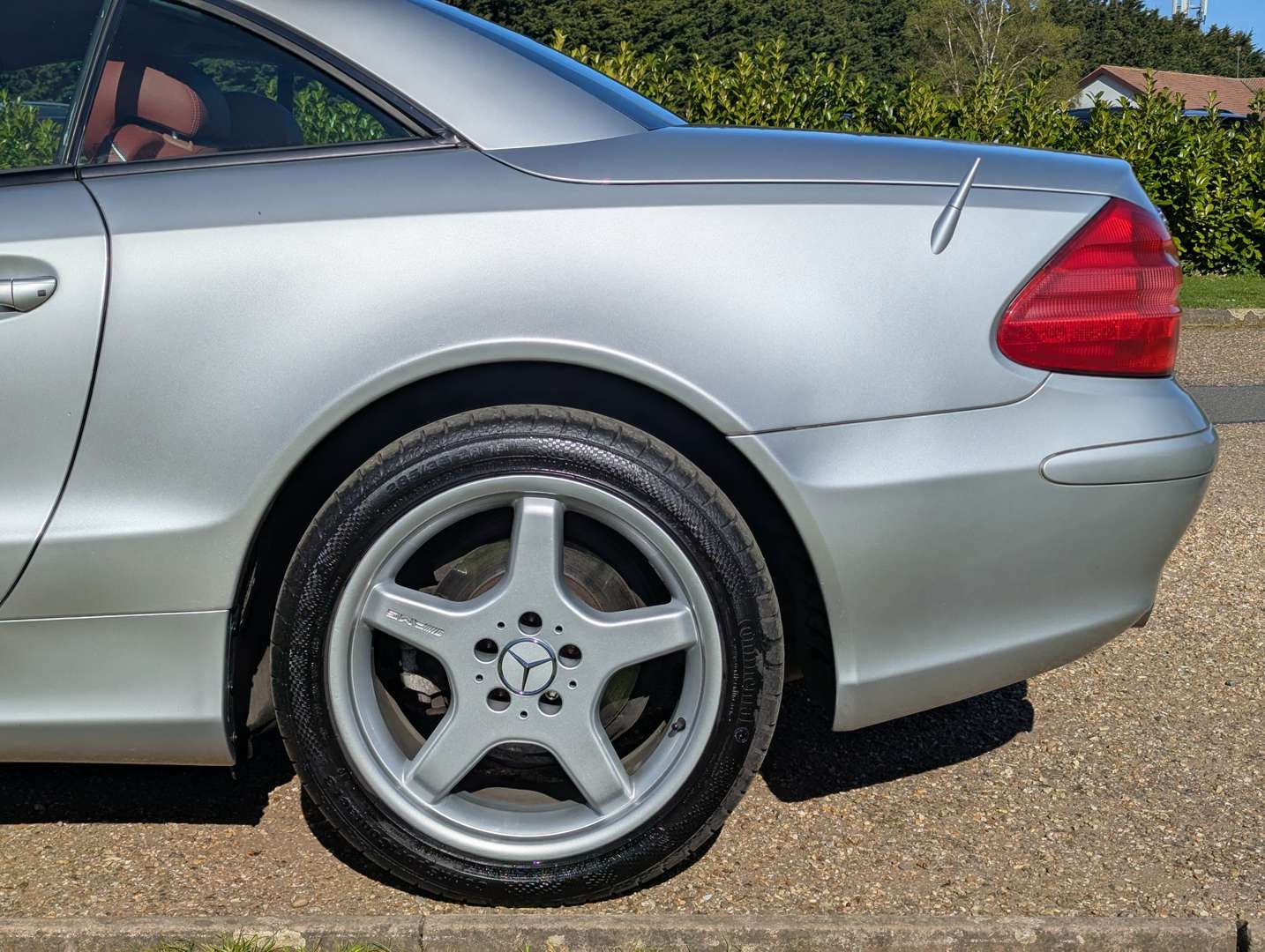 <p>2004 MERCEDES SL 350 AUTO</p>