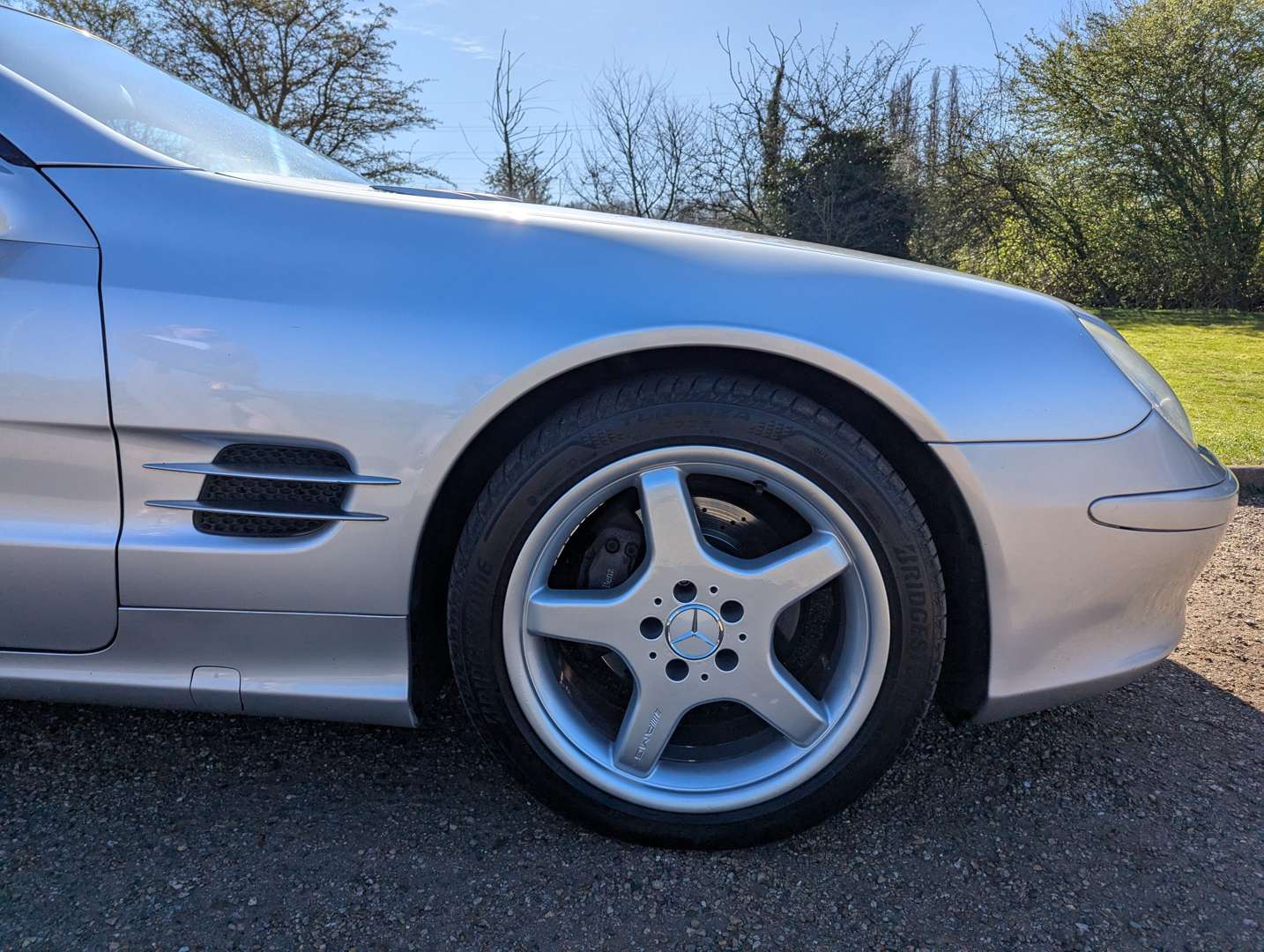 <p>2004 MERCEDES SL 350 AUTO</p>