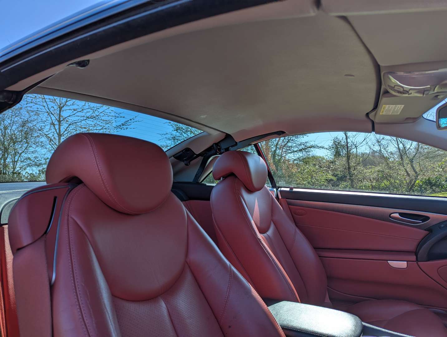 <p>2004 MERCEDES SL 350 AUTO</p>