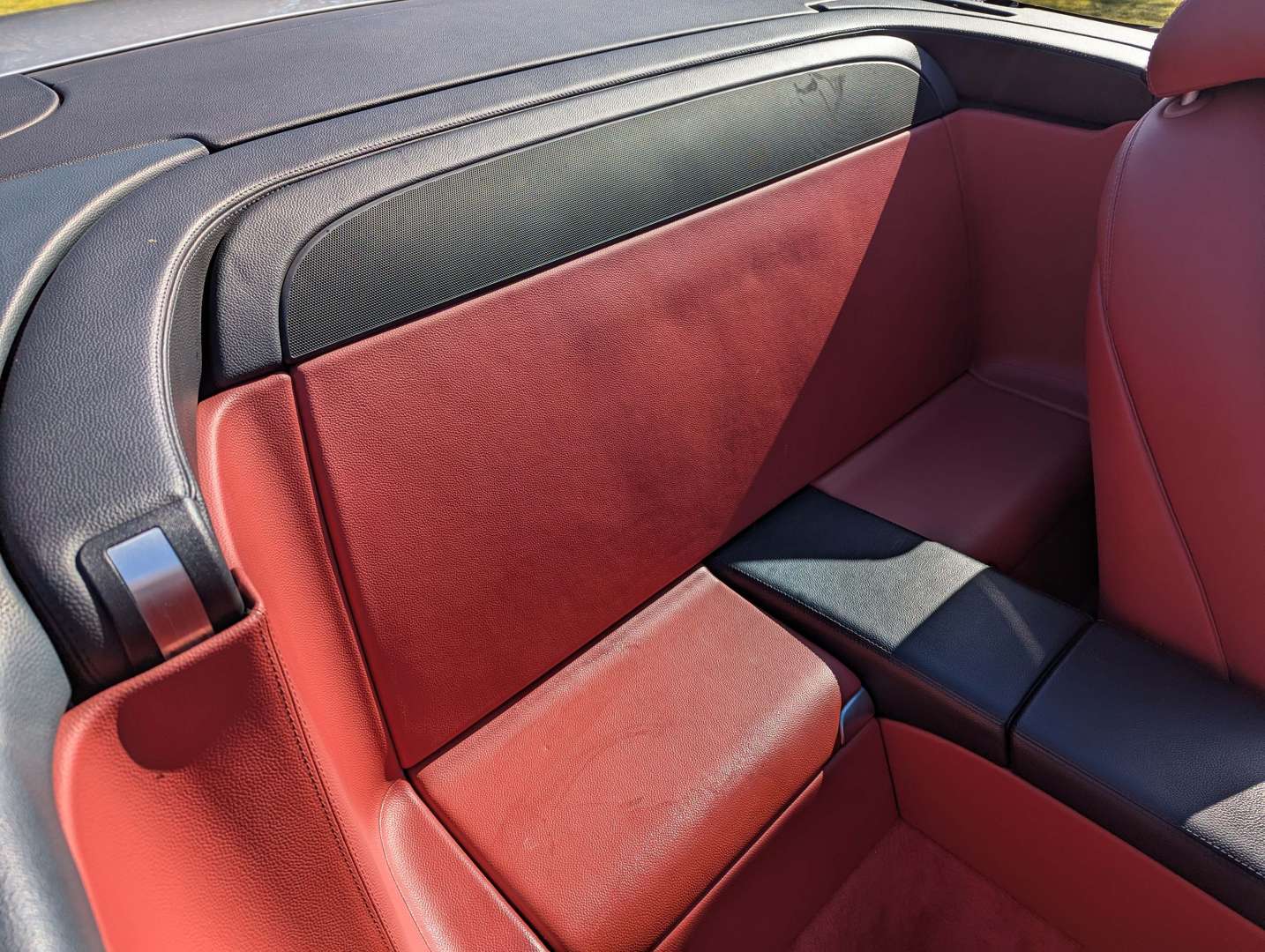 <p>2004 MERCEDES SL 350 AUTO</p>