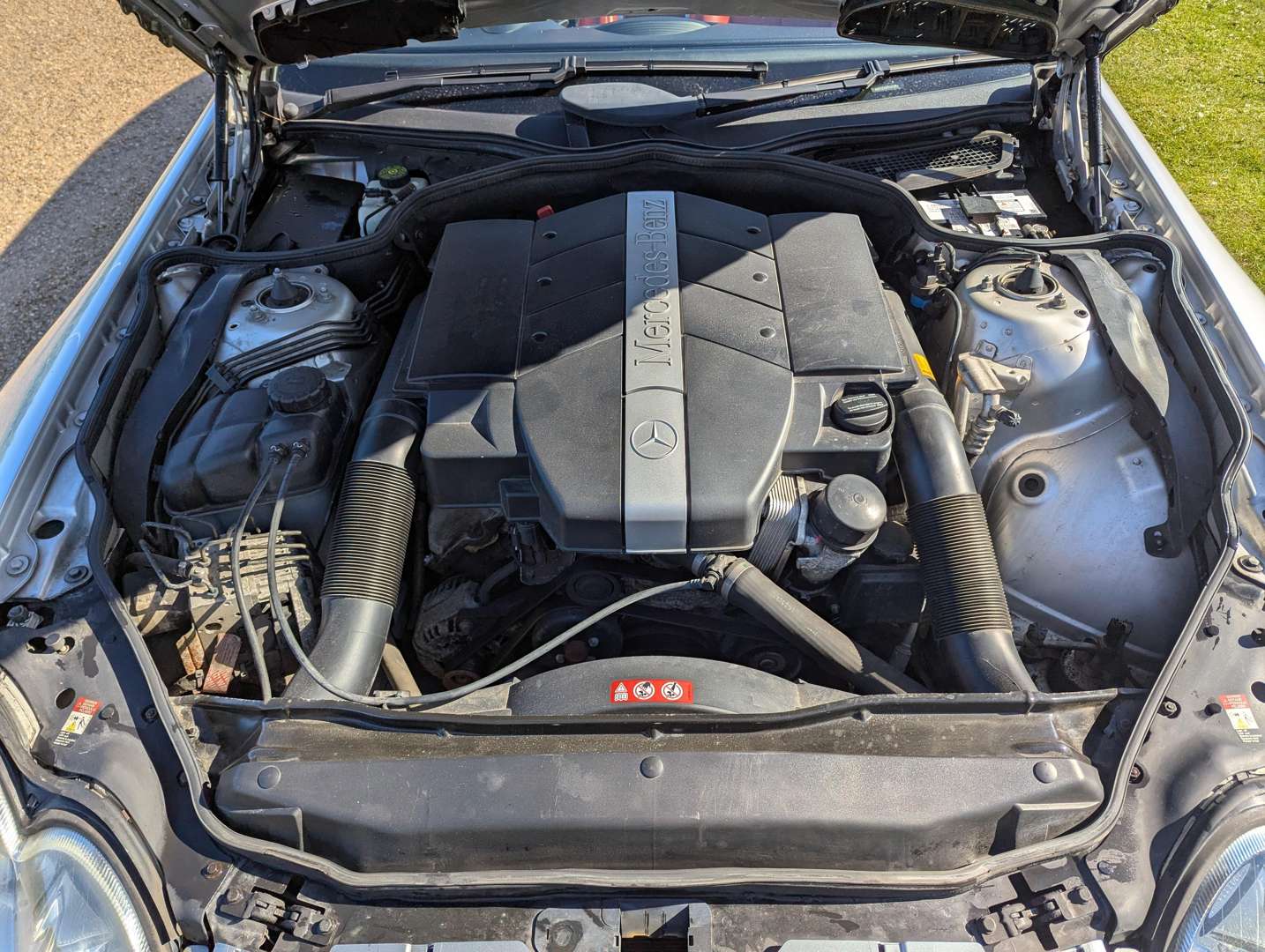 <p>2004 MERCEDES SL 350 AUTO</p>