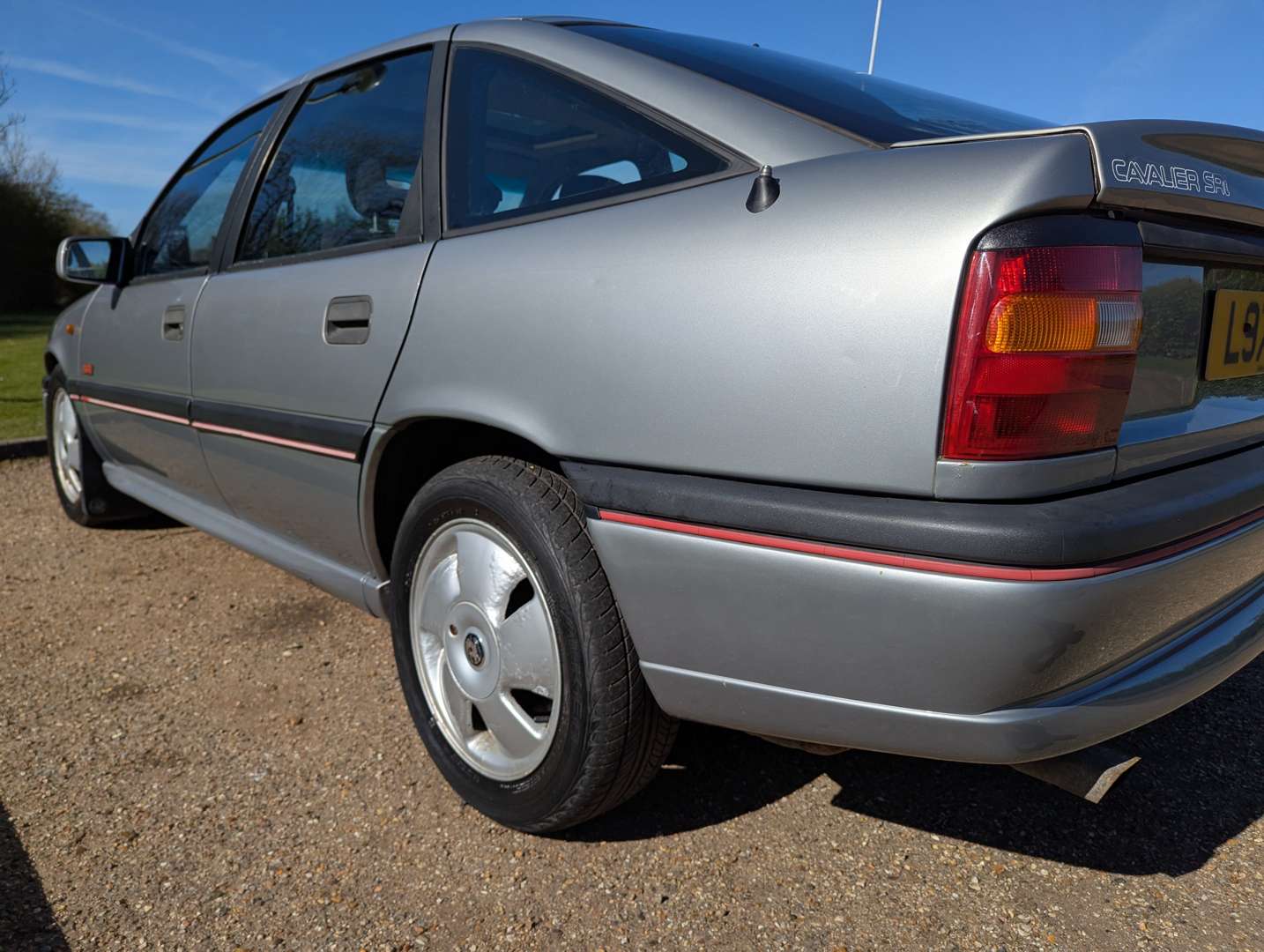 <p>1993 VAUXHALL CAVALIER SRI 16V</p>