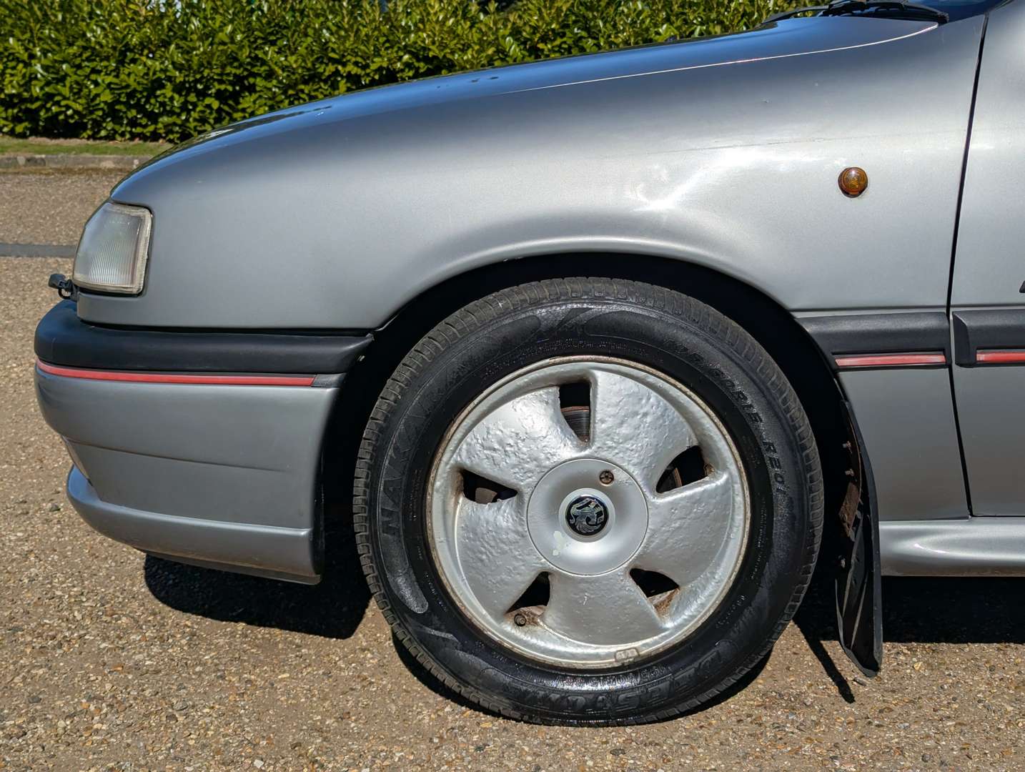 <p>1993 VAUXHALL CAVALIER SRI 16V</p>