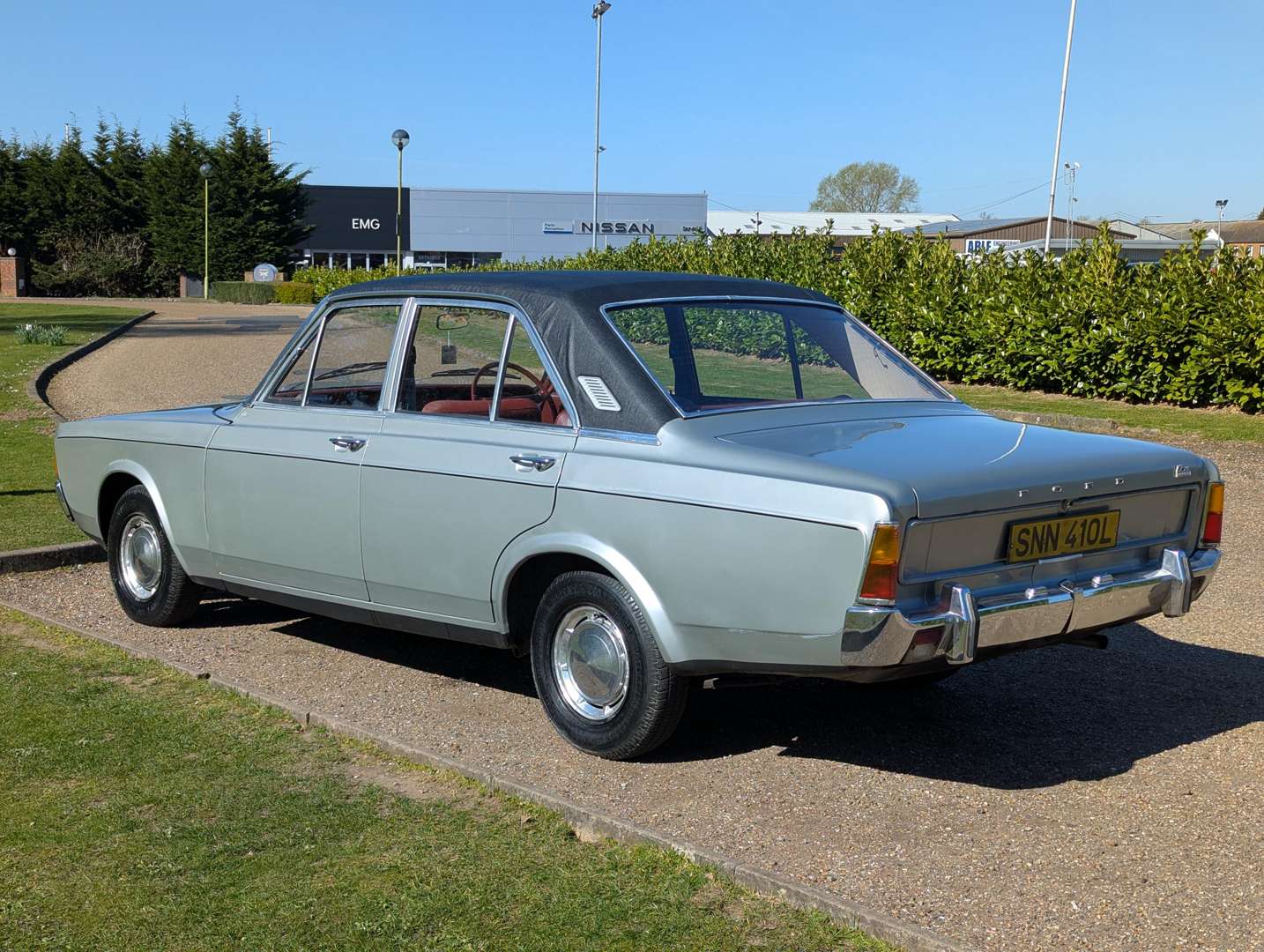 <p>1973 FORD TAUNUS 17M</p>