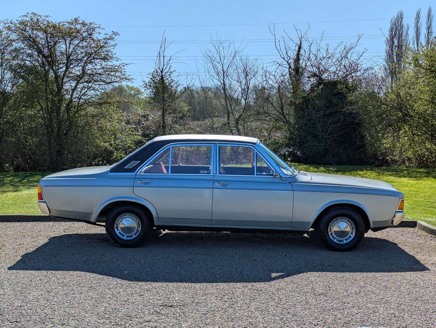 <p>1973 FORD TAUNUS 17M</p>