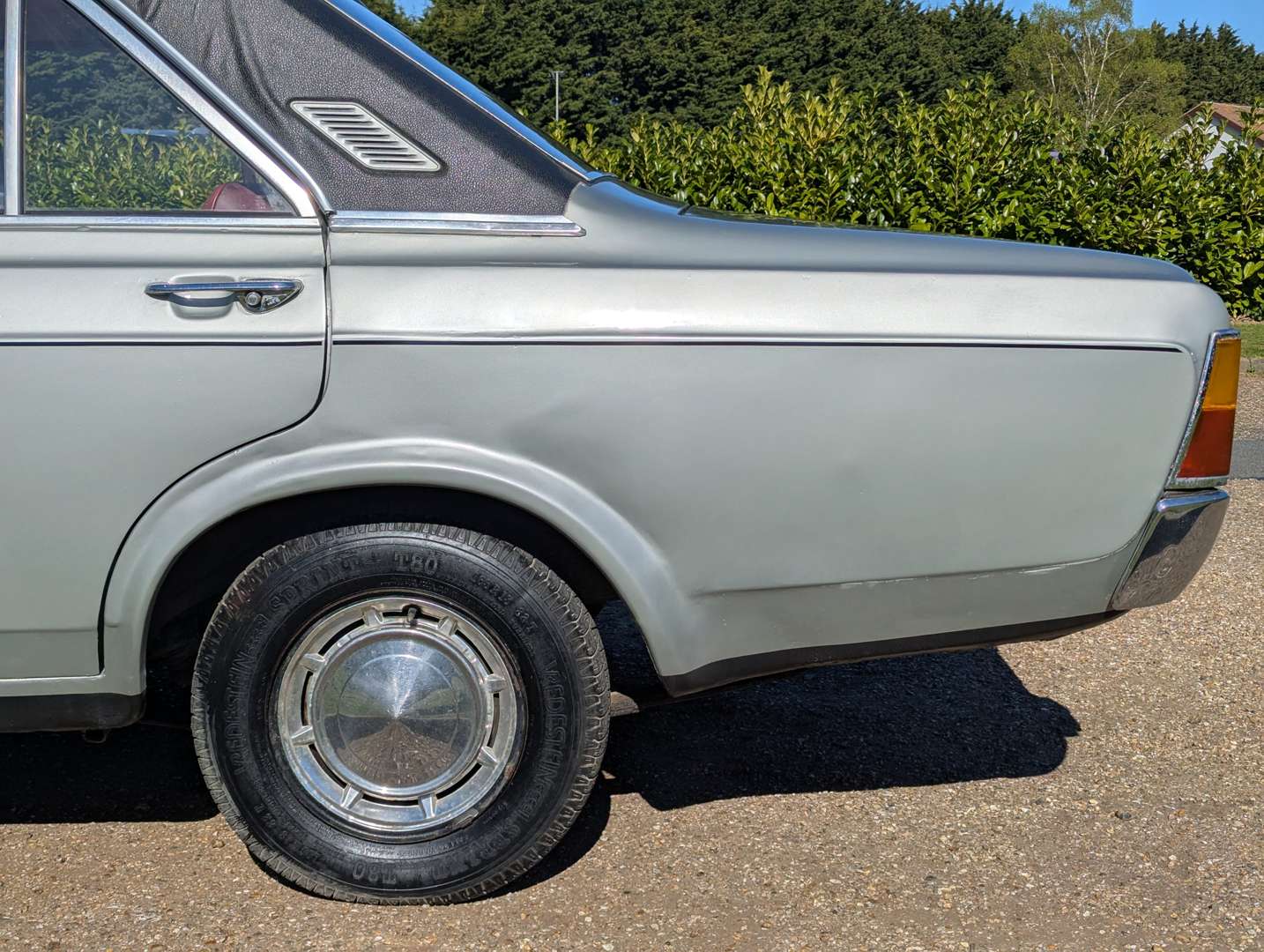 <p>1973 FORD TAUNUS 17M</p>