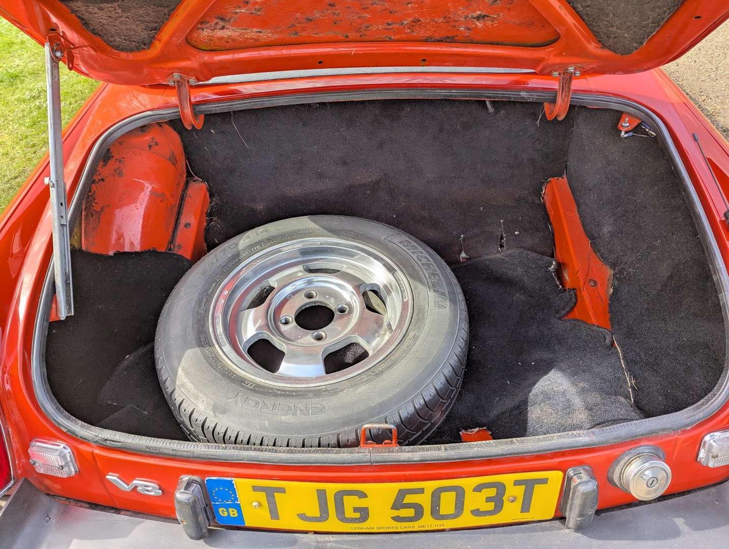 <p>1978 MG B V8 ROADSTER</p>