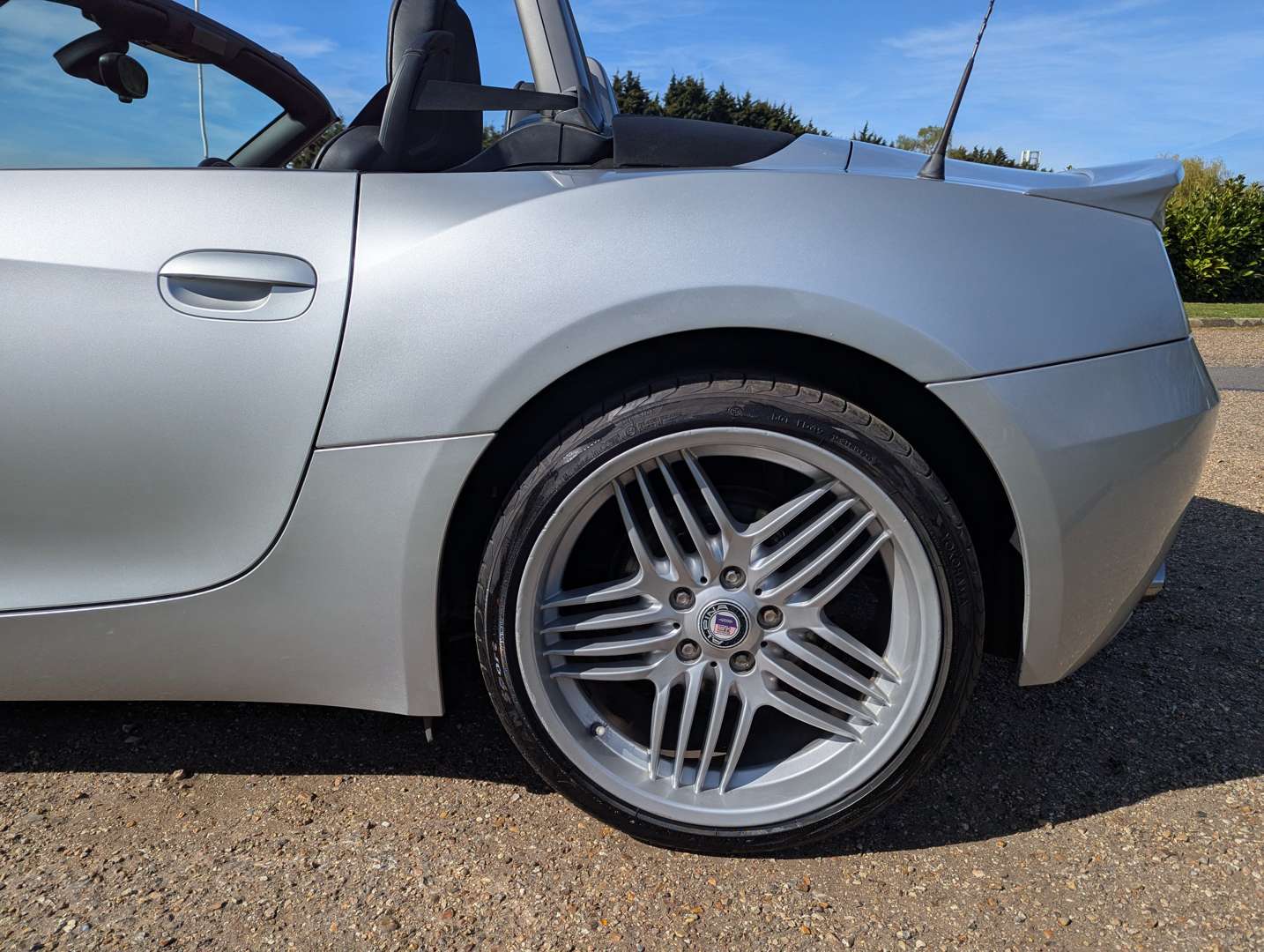 <p>2006 BMW ALPINA Z4 3.4S ROADSTER</p>