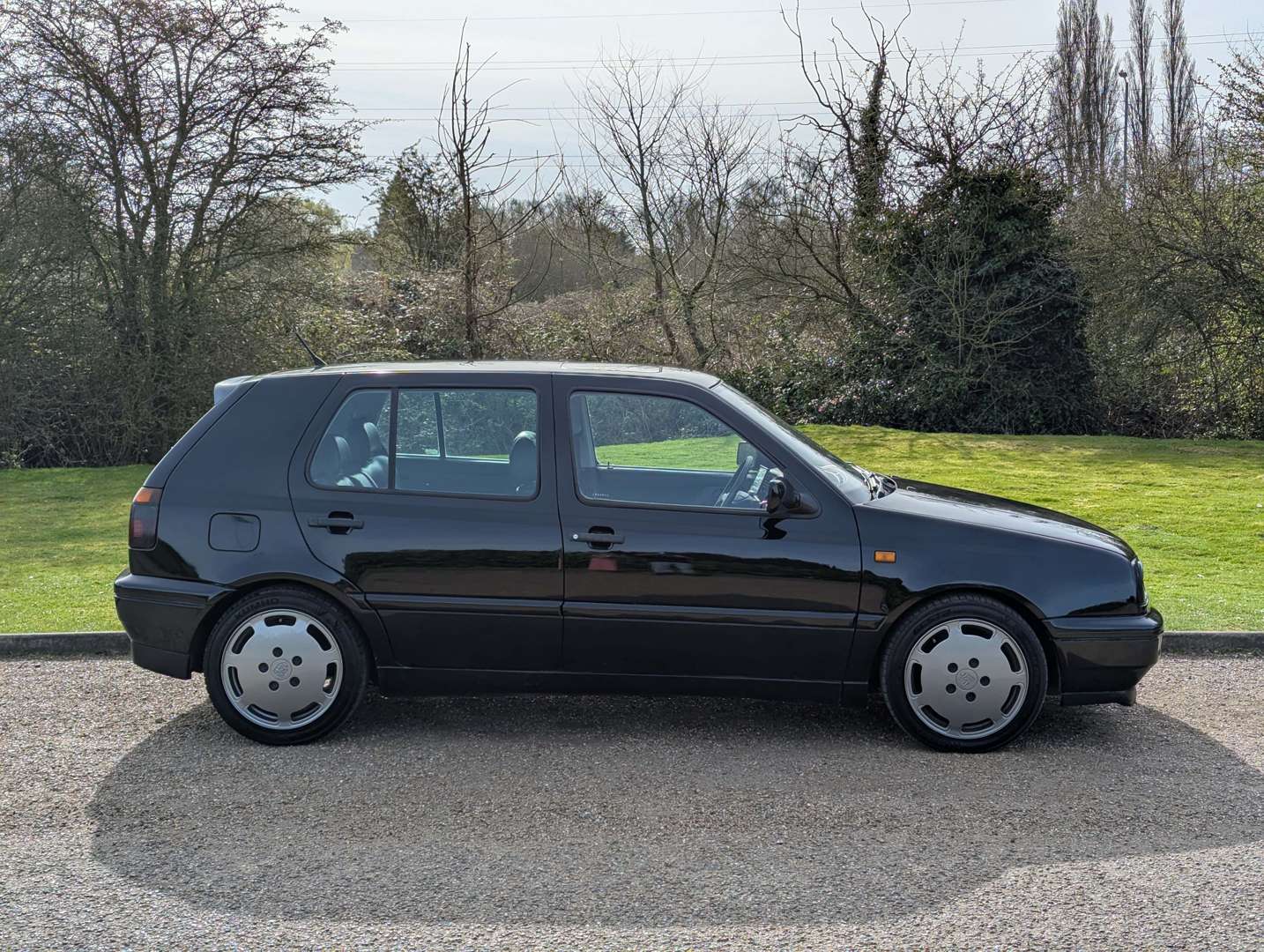 <p>1997 VW GOLF VR6</p>