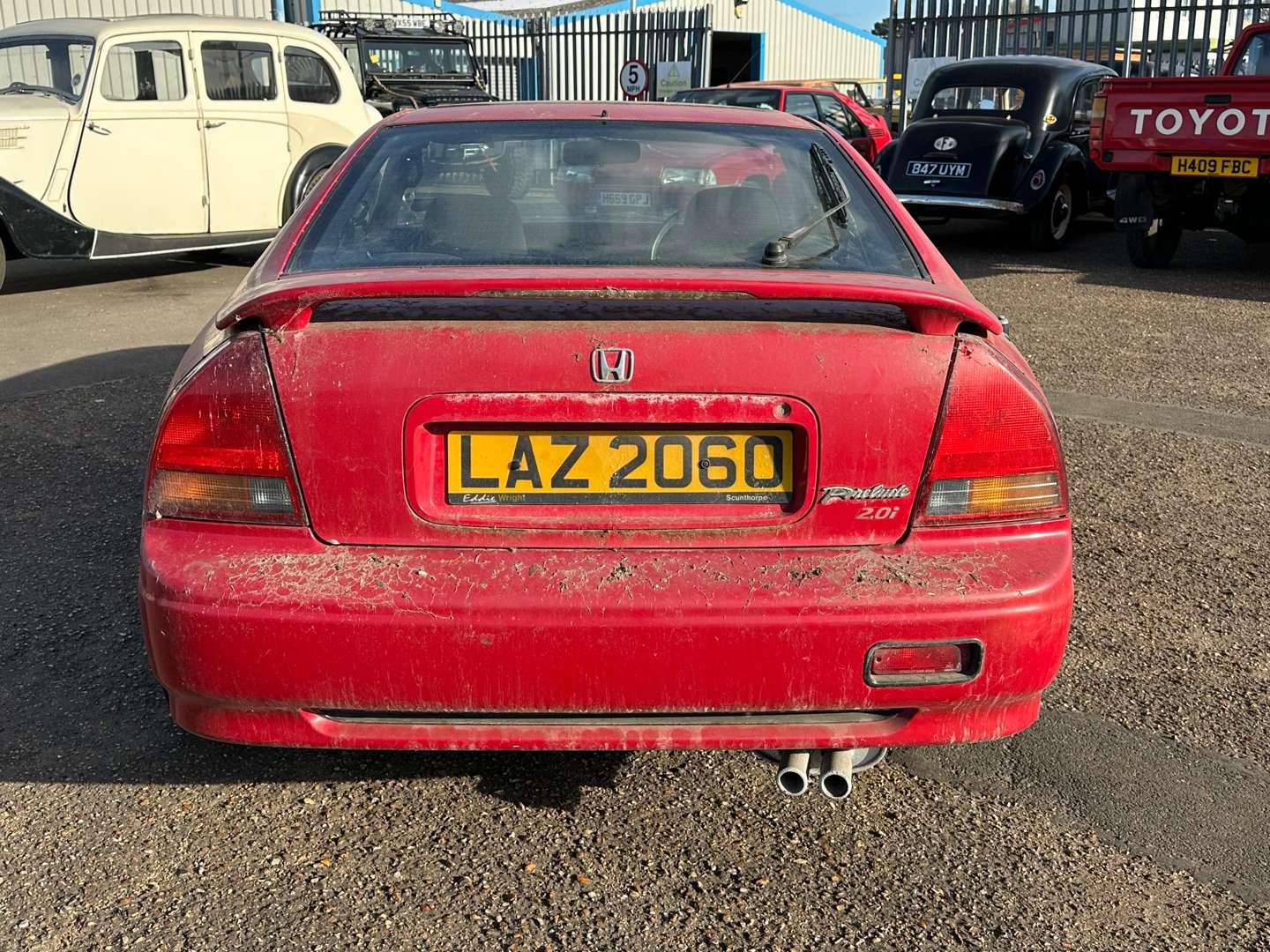 <p>1996 HONDA PRELUDE</p>