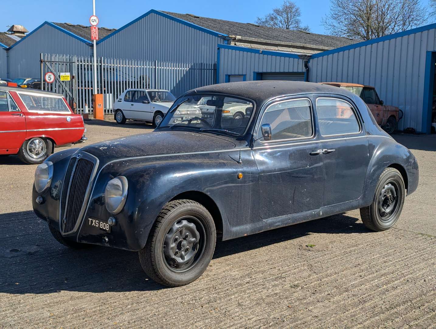 <p>1951 LANCIA AURELLA</p>