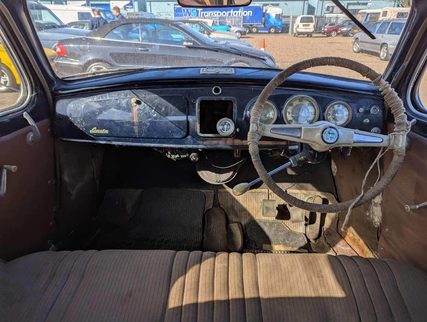 <p>1951 LANCIA AURELLA</p>