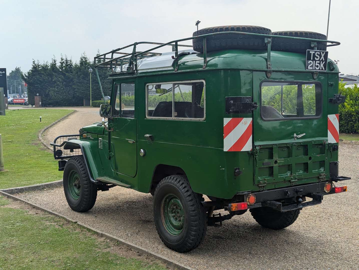 <p>1972 TOYOTA LAND CRUISER FJ43</p>