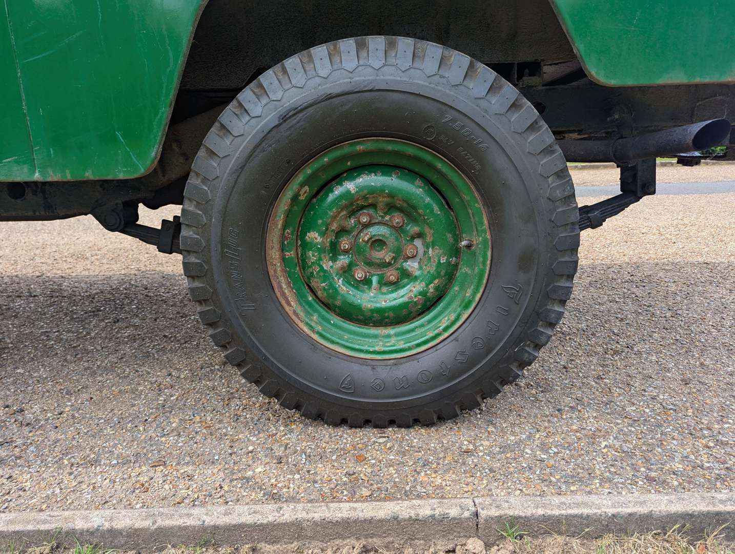 <p>1972 TOYOTA LAND CRUISER FJ43</p>