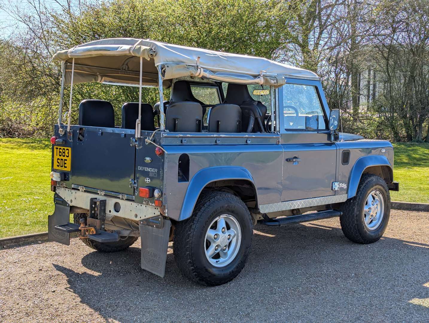 <p>1999 LAND ROVER DEFENDER TD5</p>