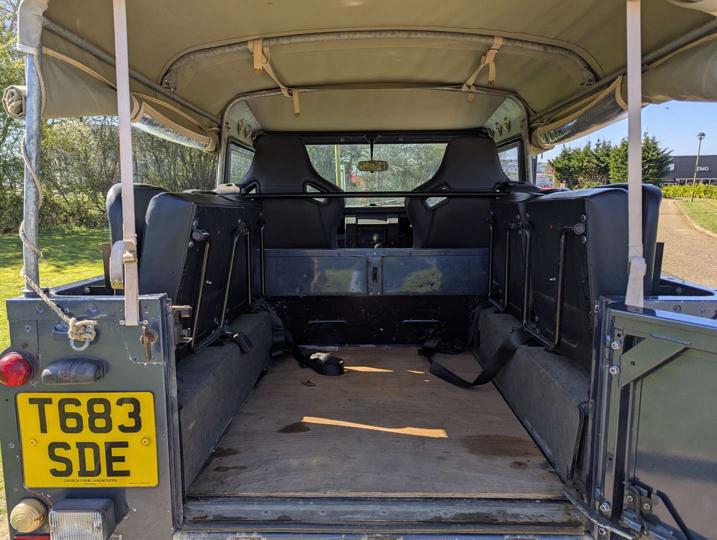 <p>1999 LAND ROVER DEFENDER TD5</p>