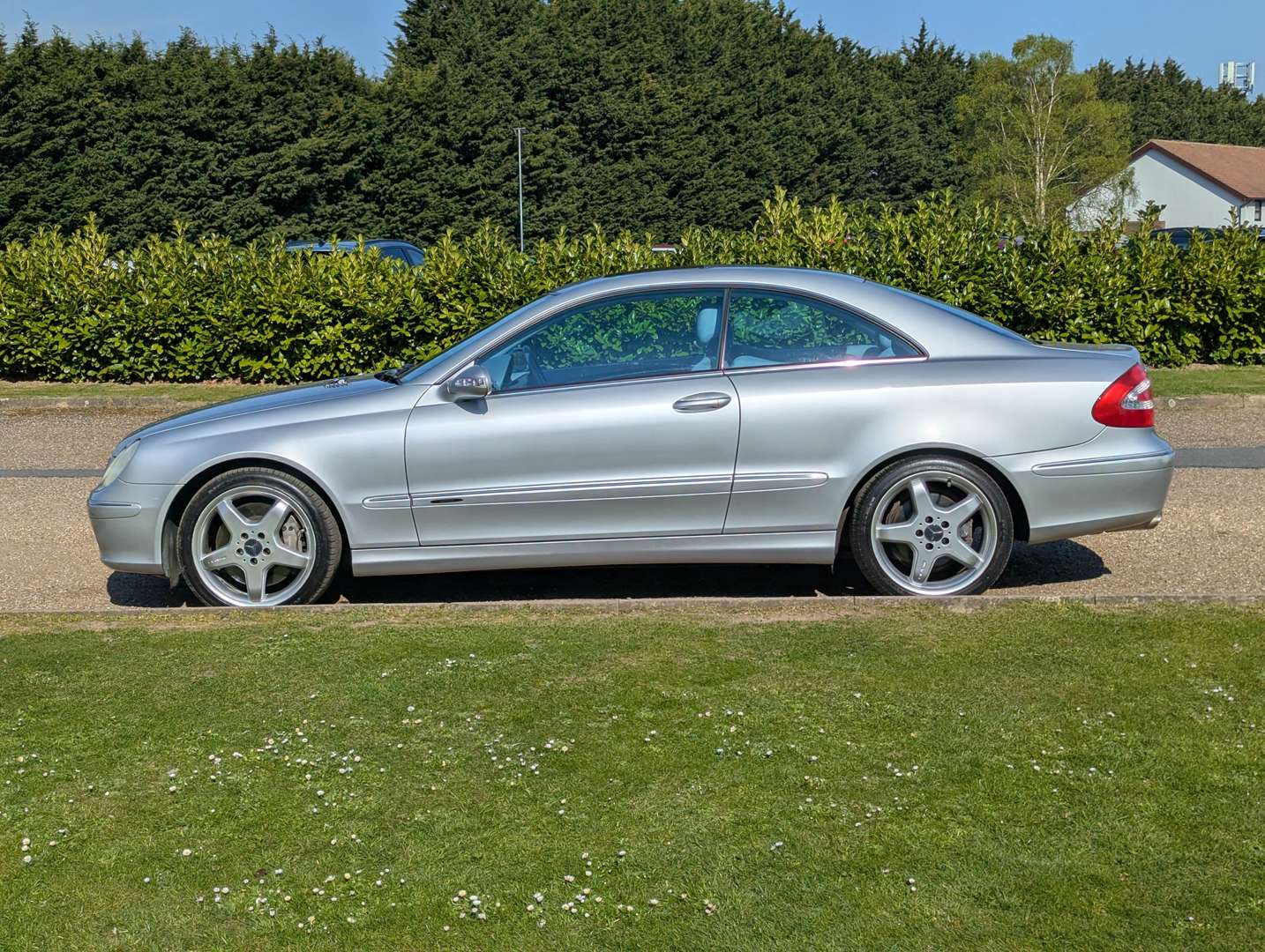 <p>2002 MERCEDES CLK 500 AVANTGARDE</p>