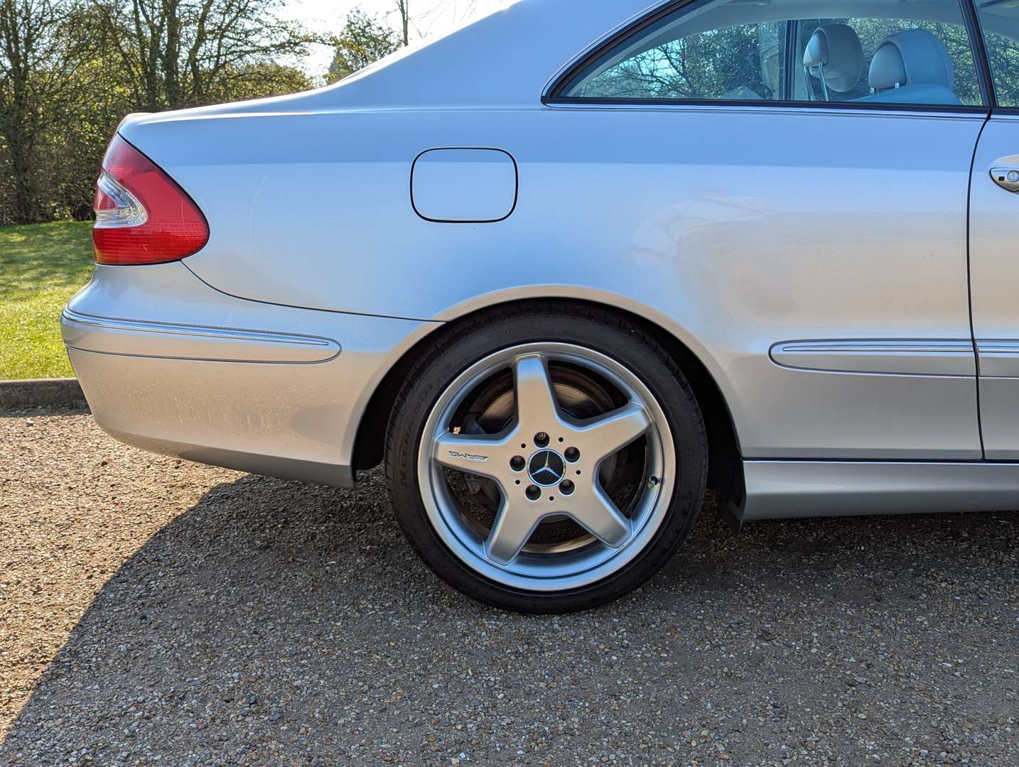 <p>2002 MERCEDES CLK 500 AVANTGARDE</p>