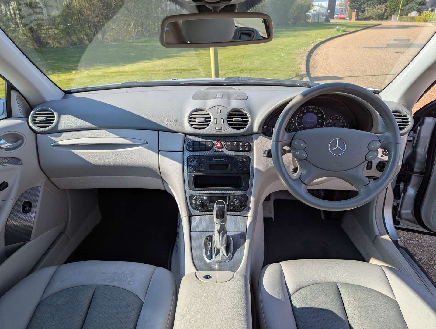 <p>2002 MERCEDES CLK 500 AVANTGARDE</p>