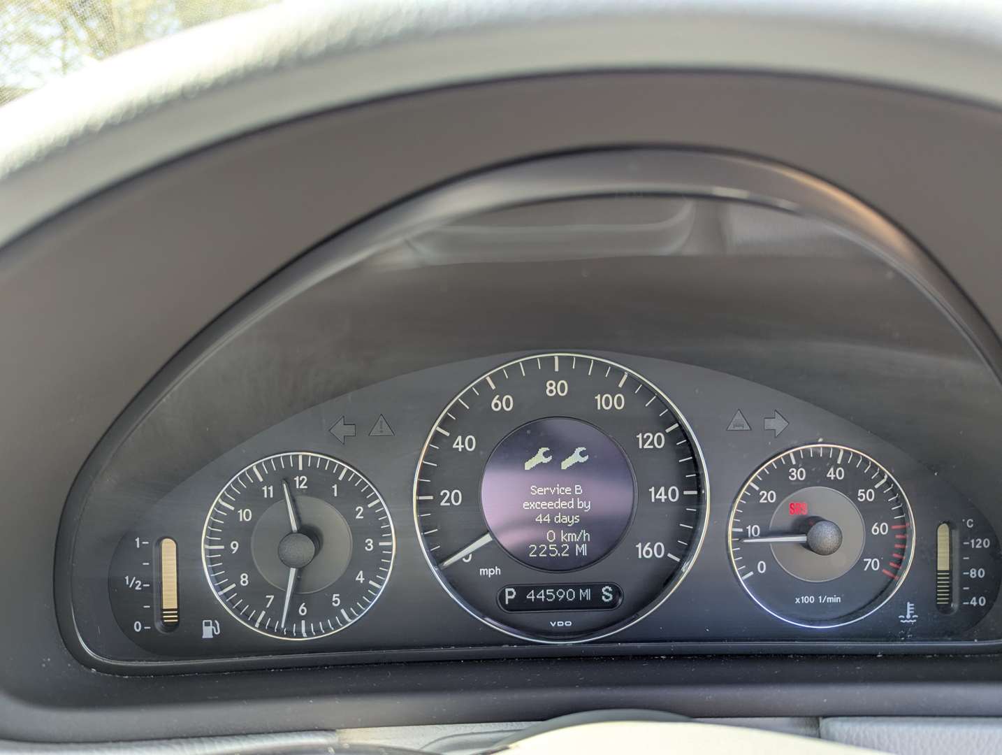 <p>2002 MERCEDES CLK 500 AVANTGARDE</p>