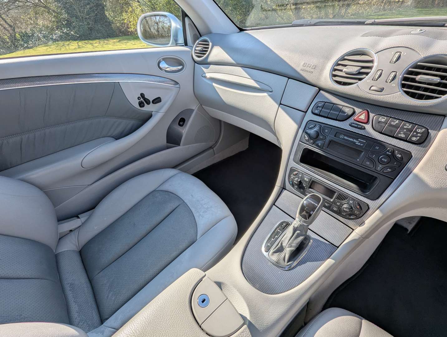 <p>2002 MERCEDES CLK 500 AVANTGARDE</p>