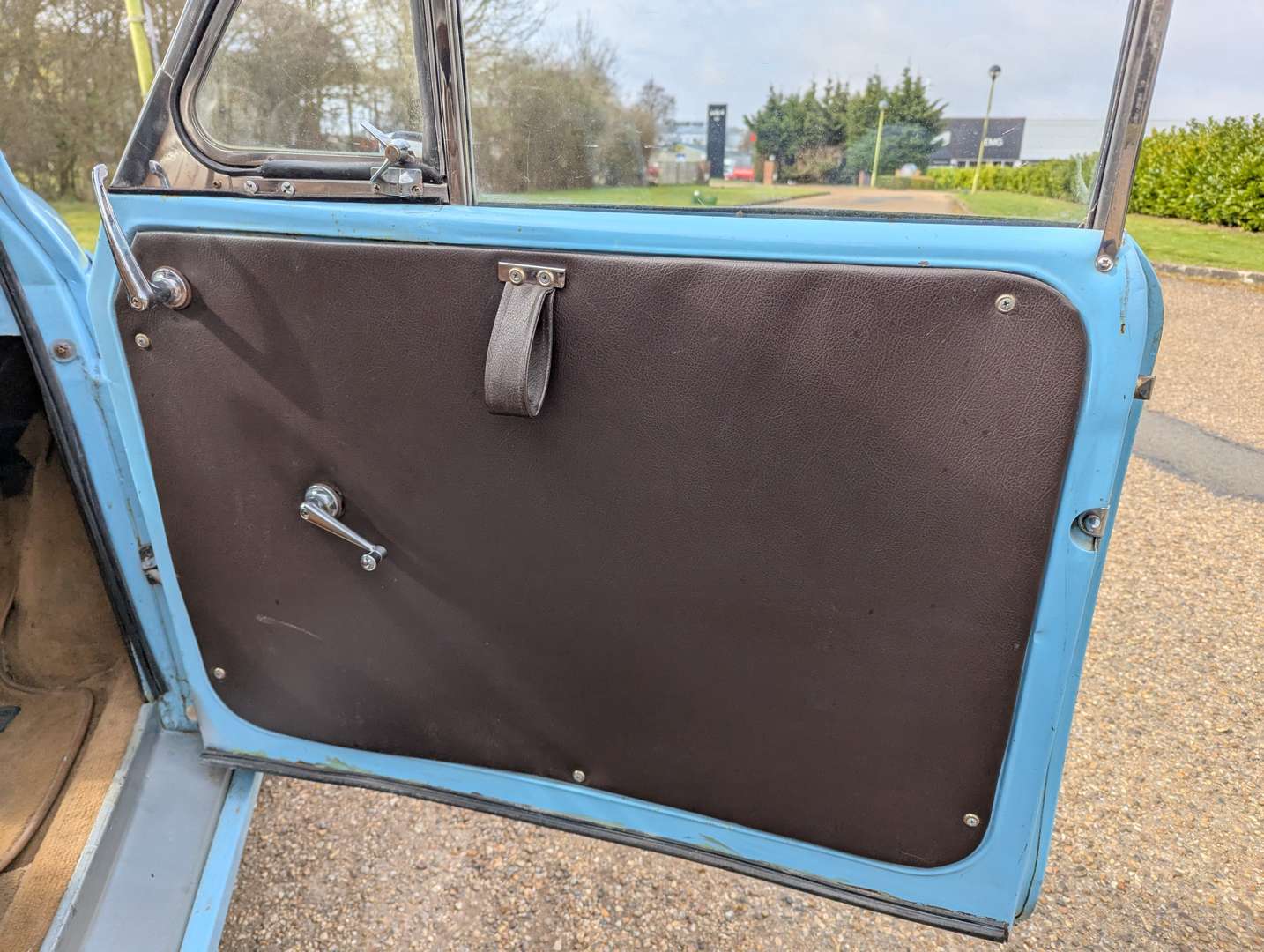 <p>1959 MORRIS MINOR TRAVELLER</p>